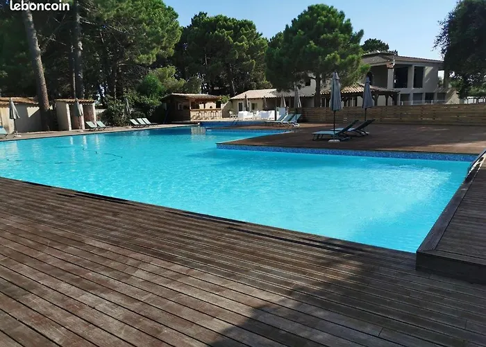 Corse Du Sud Fiori Di Cala Rossa T2 Rez De Jardin Dans Piscine Apartmán Lecci