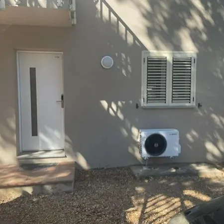 Corse Du Sud Fiori Di Cala Rossa T2 Rez De Jardin Dans Piscine Apartmán *